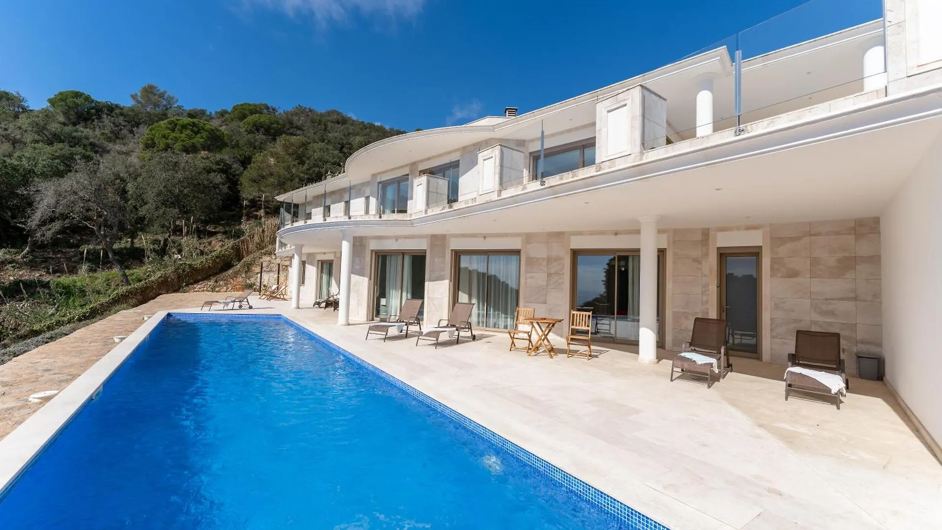 Gran Piscina Hidromasaje Playa Privada Y Sauna Tossa de Mar 0*,  Hiszpania